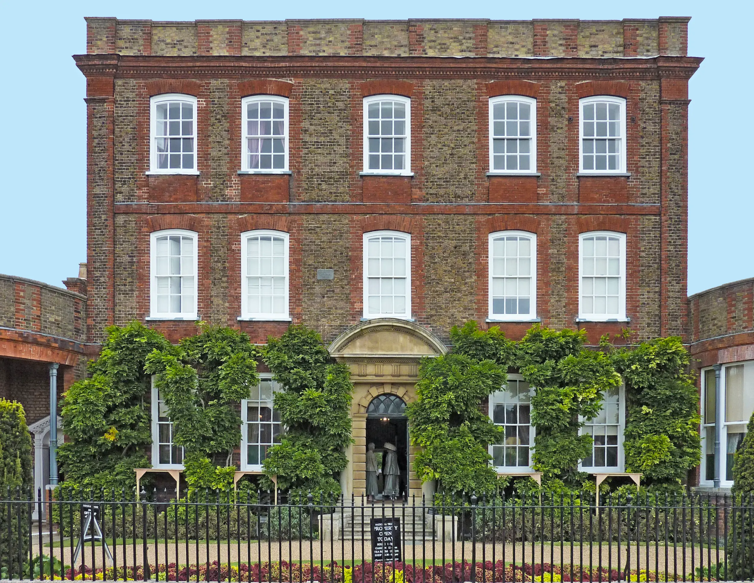 Peckover House 001